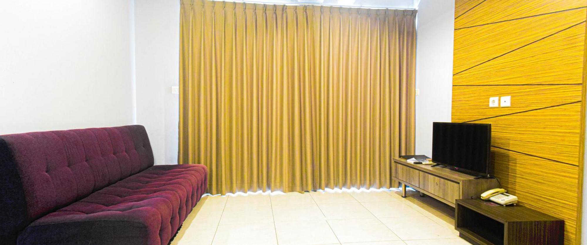 Valore Hotel Cimahi Exterior foto