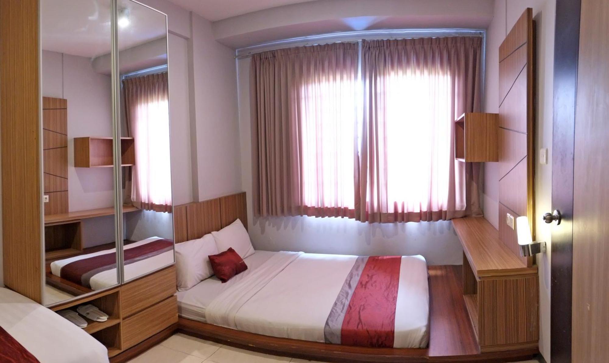 Valore Hotel Cimahi Exterior foto